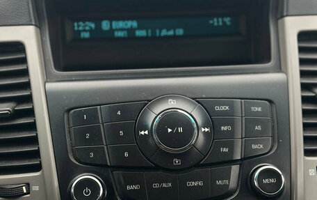 Chevrolet Cruze II, 2010 год, 645 000 рублей, 9 фотография