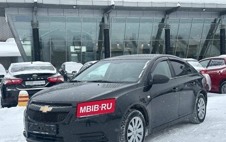 Chevrolet Cruze II, 2010 год, 645 000 рублей, 3 фотография