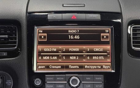 Volkswagen Touareg III, 2011 год, 2 359 000 рублей, 16 фотография