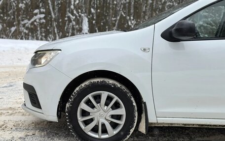Renault Logan II, 2019 год, 710 000 рублей, 9 фотография