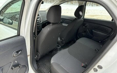 Renault Logan II, 2019 год, 710 000 рублей, 17 фотография