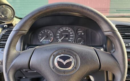 Mazda 323, 1996 год, 300 000 рублей, 9 фотография