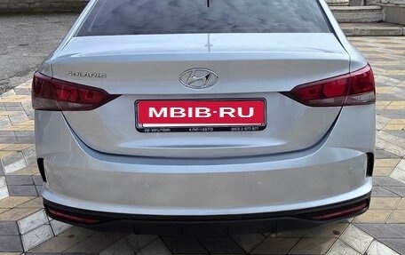 Hyundai Solaris II рестайлинг, 2017 год, 860 000 рублей, 3 фотография