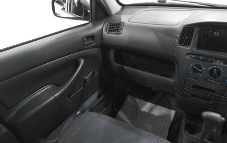 Toyota Probox I, 2013 год, 749 000 рублей, 16 фотография