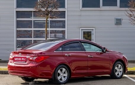 Hyundai Sonata VI, 2011 год, 1 145 000 рублей, 6 фотография