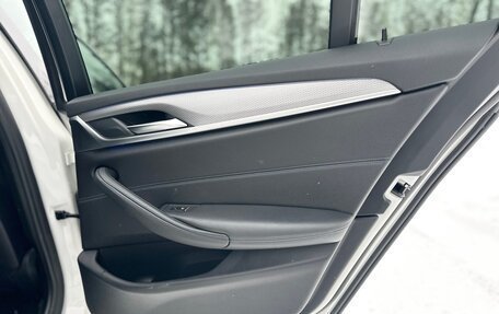 BMW 5 серия, 2018 год, 3 950 000 рублей, 12 фотография