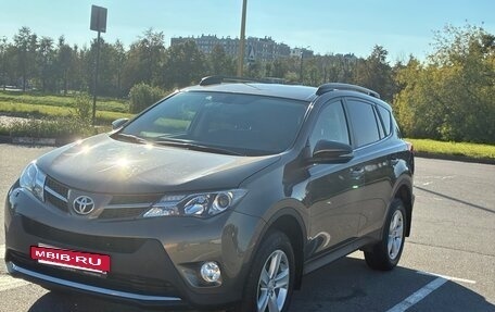 Toyota RAV4, 2013 год, 2 525 000 рублей, 5 фотография