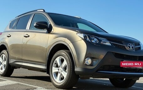 Toyota RAV4, 2013 год, 2 525 000 рублей, 3 фотография