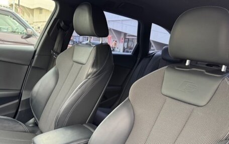 Audi A4, 2017 год, 1 640 000 рублей, 12 фотография