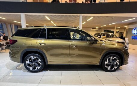 Skoda Kodiaq, 2025 год, 6 399 000 рублей, 6 фотография