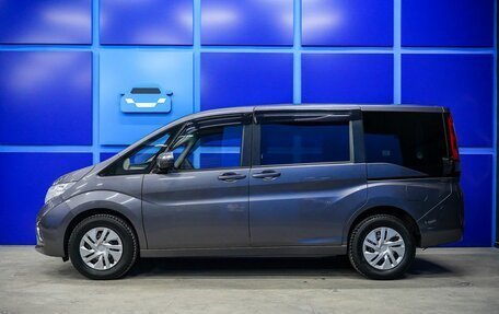 Honda Stepwgn IV, 2018 год, 2 250 000 рублей, 3 фотография