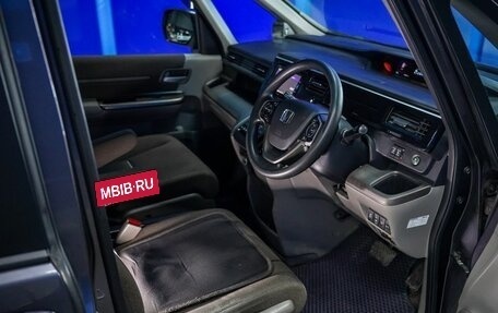 Honda Stepwgn IV, 2018 год, 2 250 000 рублей, 11 фотография