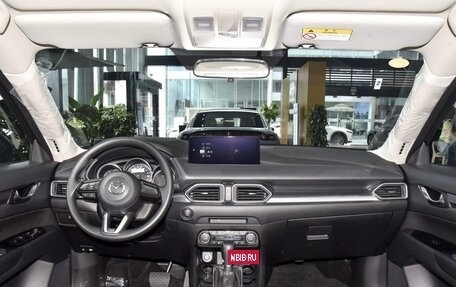 Mazda CX-5 II, 2025 год, 2 620 000 рублей, 6 фотография