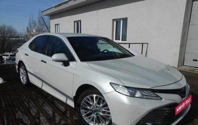 Toyota Camry, 2019 год, 2 650 000 рублей, 1 фотография