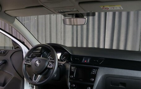 Skoda Rapid I, 2018 год, 1 199 000 рублей, 11 фотография