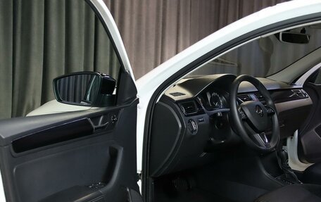 Skoda Rapid I, 2018 год, 1 229 000 рублей, 7 фотография