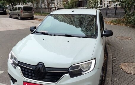 Renault Logan II, 2018 год, 600 000 рублей, 1 фотография