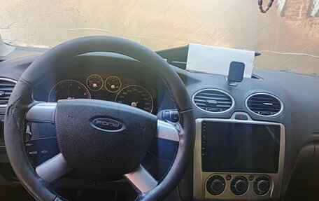 Ford Focus II рестайлинг, 2005 год, 170 000 рублей, 13 фотография