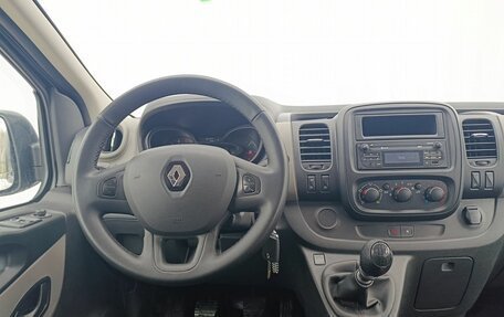 Renault Trafic, 2019 год, 2 340 000 рублей, 12 фотография