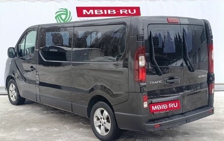 Renault Trafic, 2019 год, 2 340 000 рублей, 7 фотография