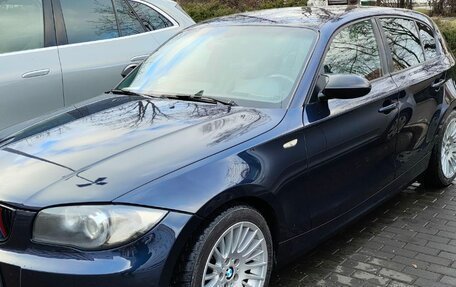 BMW 1 серия, 2008 год, 950 000 рублей, 26 фотография