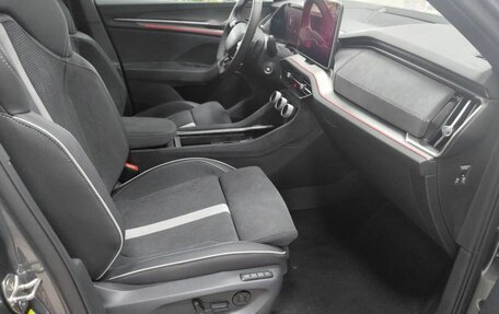 Skoda Kodiaq, 2025 год, 6 399 000 рублей, 10 фотография