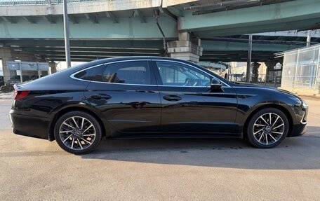 Hyundai Sonata VIII, 2021 год, 2 400 000 рублей, 3 фотография