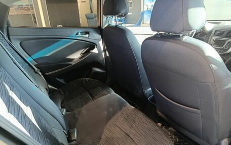 Hyundai Solaris II рестайлинг, 2015 год, 1 099 000 рублей, 9 фотография