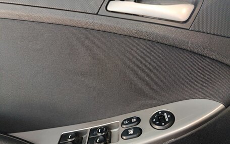 Hyundai Solaris II рестайлинг, 2015 год, 1 099 000 рублей, 13 фотография