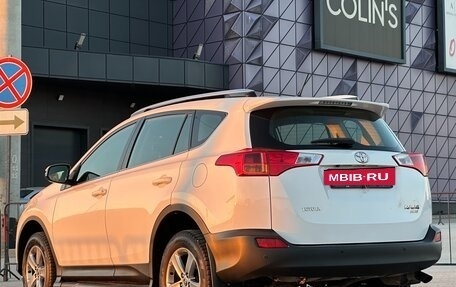 Toyota RAV4, 2015 год, 2 097 000 рублей, 16 фотография