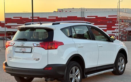 Toyota RAV4, 2015 год, 2 097 000 рублей, 22 фотография