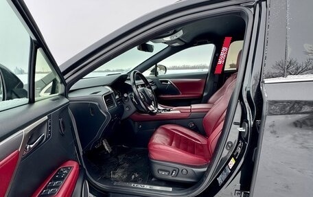 Lexus RX IV рестайлинг, 2017 год, 3 400 000 рублей, 10 фотография