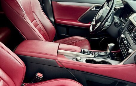Lexus RX IV рестайлинг, 2017 год, 3 400 000 рублей, 20 фотография