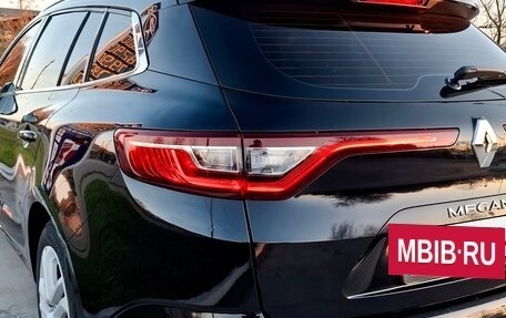 Renault Megane IV, 2018 год, 1 575 000 рублей, 8 фотография