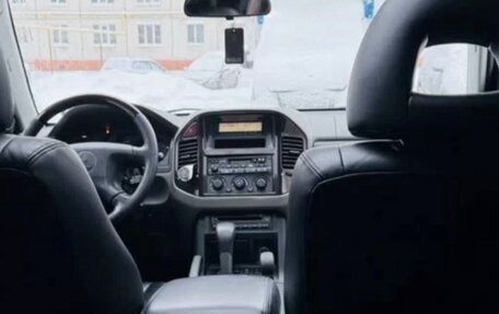 Mitsubishi Pajero III рестайлинг, 2001 год, 840 000 рублей, 8 фотография