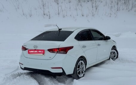 Hyundai Solaris II рестайлинг, 2019 год, 1 570 000 рублей, 4 фотография