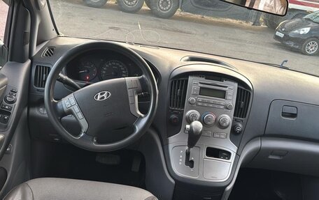 Hyundai Grand Starex Grand Starex I рестайлинг 2, 2012 год, 1 450 000 рублей, 2 фотография