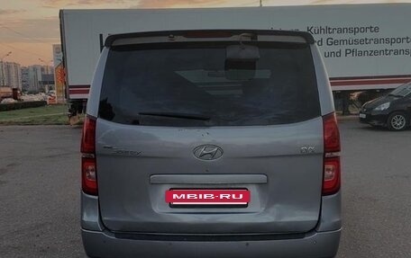 Hyundai Grand Starex Grand Starex I рестайлинг 2, 2012 год, 1 450 000 рублей, 4 фотография