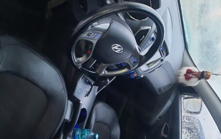 Hyundai ix35 I рестайлинг, 2013 год, 1 395 000 рублей, 6 фотография