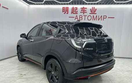 Honda Vezel, 2022 год, 1 353 017 рублей, 5 фотография