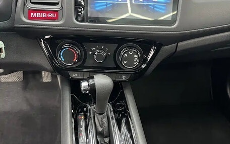 Honda Vezel, 2022 год, 1 353 017 рублей, 10 фотография