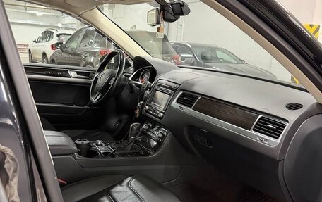 Volkswagen Touareg III, 2016 год, 3 490 000 рублей, 9 фотография