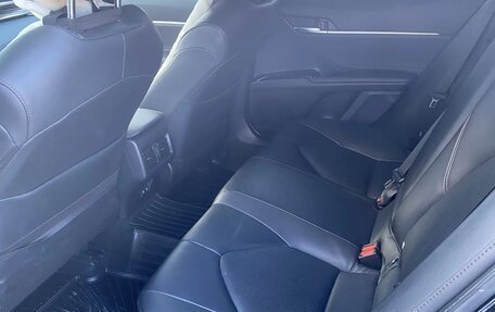 Toyota Camry, 2019 год, 2 650 000 рублей, 5 фотография