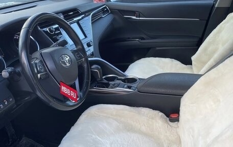 Toyota Camry, 2019 год, 2 650 000 рублей, 9 фотография