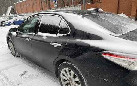 Toyota Camry, 2019 год, 2 650 000 рублей, 16 фотография