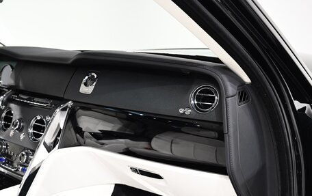 Rolls-Royce Cullinan, 2022 год, 32 800 000 рублей, 21 фотография