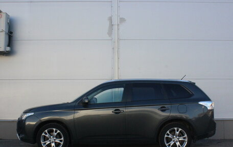 Mitsubishi Outlander III рестайлинг 3, 2014 год, 1 537 000 рублей, 6 фотография