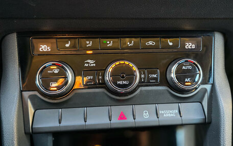 Skoda Karoq I, 2021 год, 2 350 000 рублей, 14 фотография