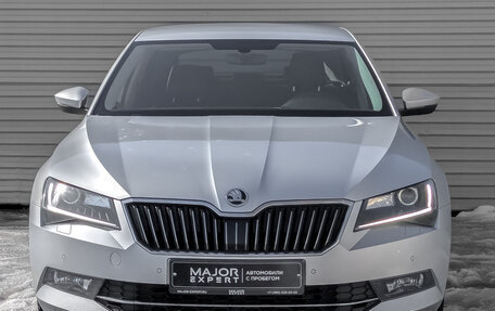 Skoda Superb III рестайлинг, 2018 год, 2 295 000 рублей, 2 фотография