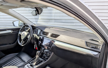 Skoda Superb III рестайлинг, 2018 год, 2 295 000 рублей, 11 фотография